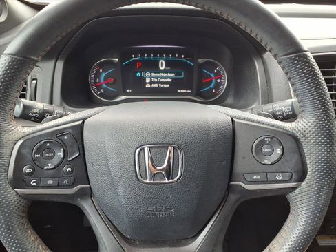 Used 2022 Honda Pilot TrailSport image 12