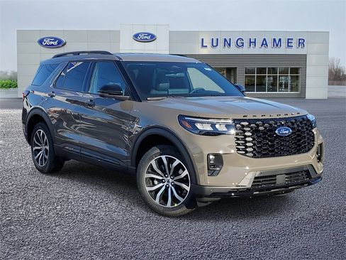 New 2026 Ford Explorer ST-Line image 1