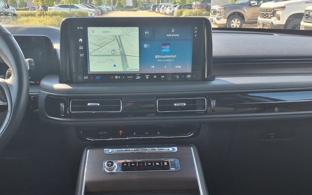 Used 2025 Lincoln Aviator Reserve RWD image 27