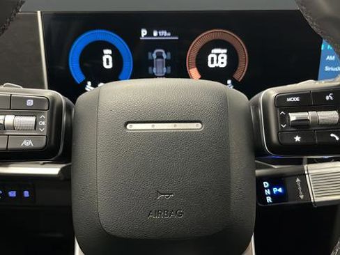 Used 2024 Hyundai Santa Fe SE image 15