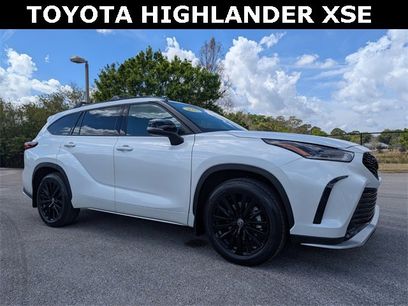 Used 2023 Toyota Highlander XSE