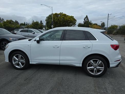 Used 2023 Audi Q3 2.0T Premium Plus w/ Premium Plus Package AWD/4WD image 4