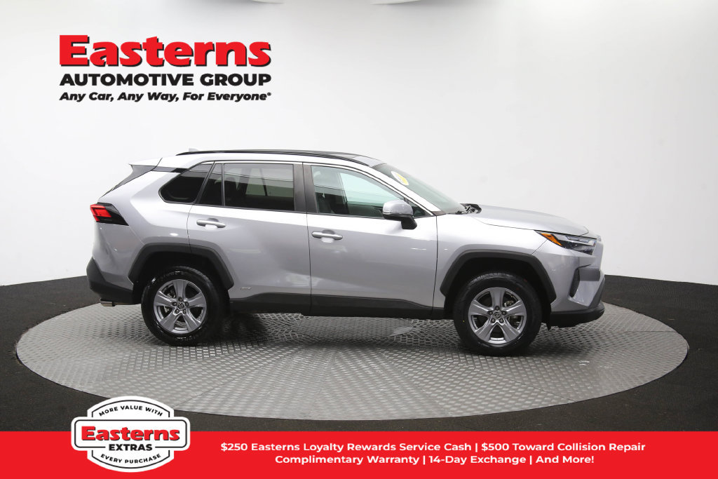 Used 2022 Toyota RAV4 XLE w/ Convenience Package AWD/4WD image 47