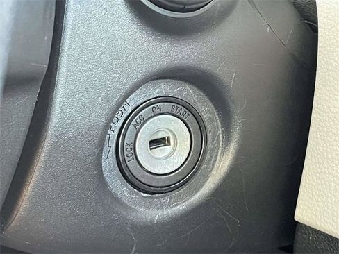 Used 2023 Toyota Corolla LE image 26