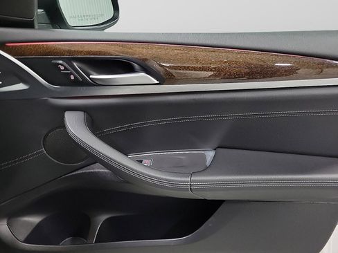 Used 2022 BMW X3 xDrive30i w/ Premium Package image 16