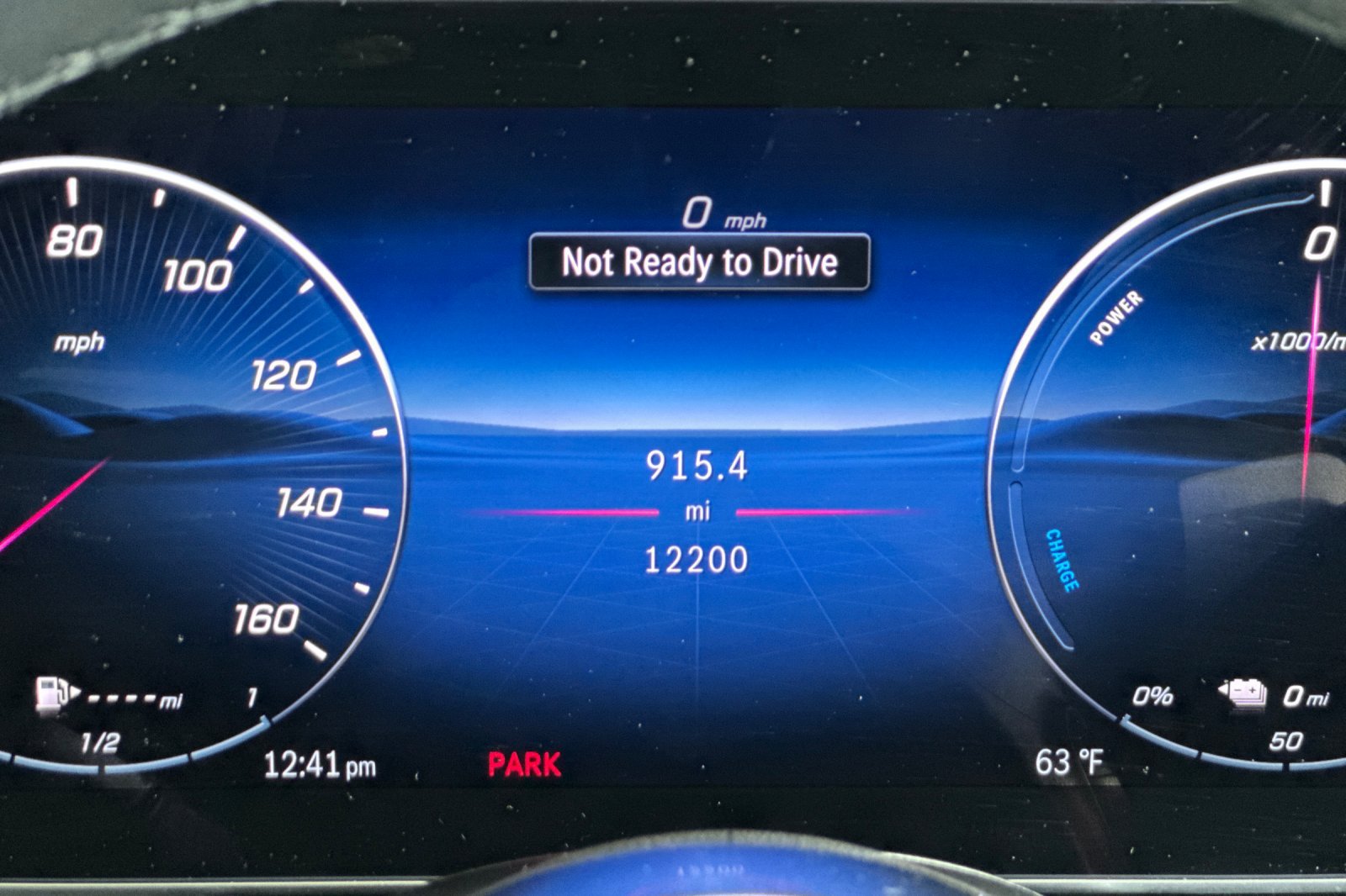 Used 2025 Mercedes-Benz GLC 350e 4MATIC image 36