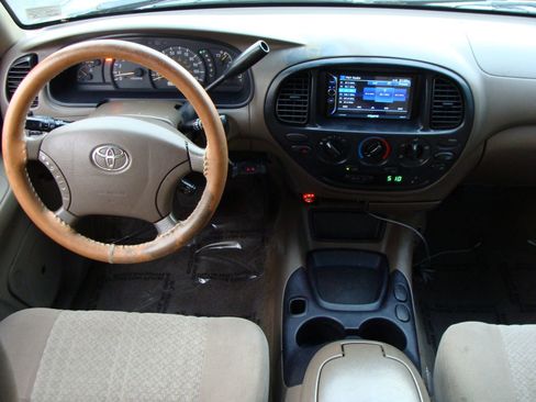 Used 2004 Toyota Tundra SR5 image 9