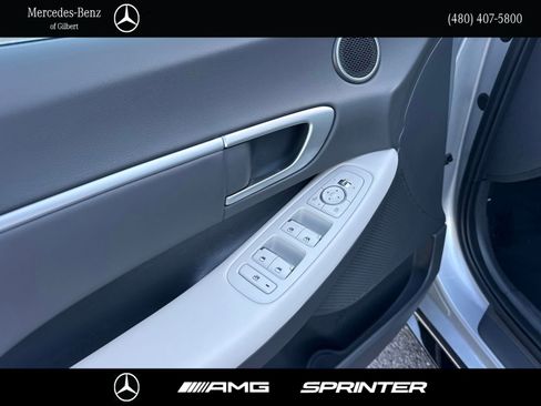Used 2025 Hyundai Sonata SEL FWD image 12