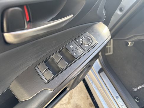 Used 2022 Lexus IS 350 F Sport image 15