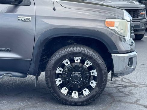 Used 2014 Toyota Tundra SR5 w/ SR5 Upgrade Package AWD/4WD image 42