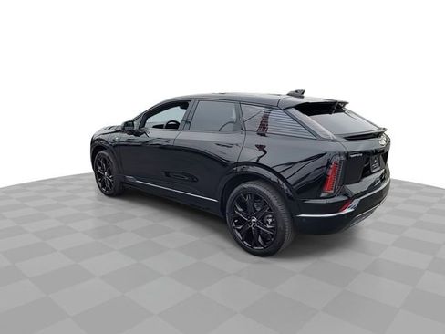 New 2025 Cadillac Optiq Sport 2 w/ LPO, ONYX Package image 6