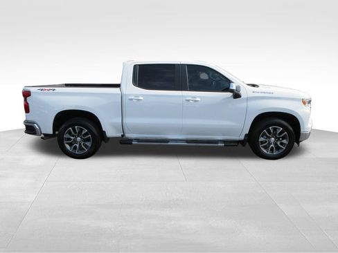 Certified 2023 Chevrolet Silverado 1500 LT w/ Leather Package AWD/4WD image 6