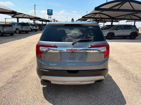 Used 2021 GMC Acadia SLT w/ Technology Package FWD image 6