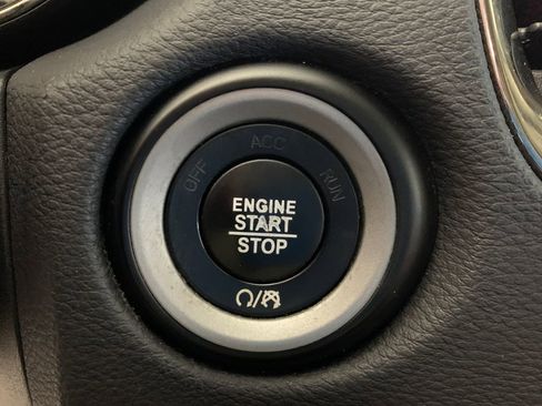 Used 2019 Dodge Durango GT image 16