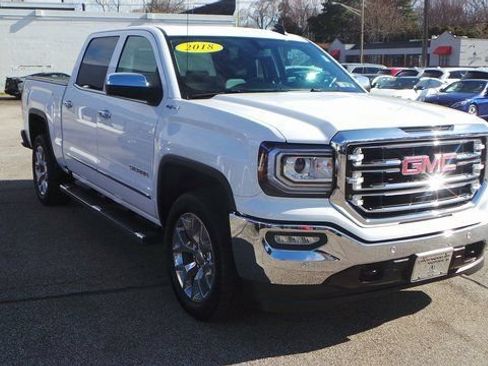 Used 2018 GMC Sierra 1500 SLT w/ SLT Premium Package AWD/4WD image 8