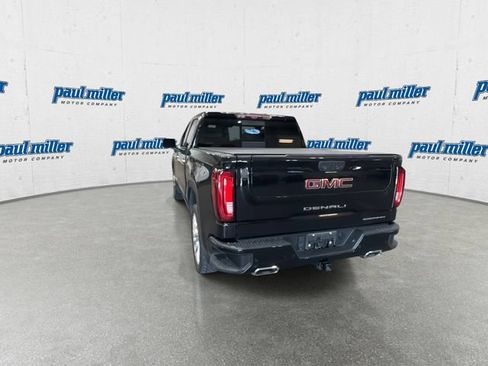 Used 2021 GMC Sierra 1500 Denali w/ Denali Ultimate Package AWD/4WD image 9