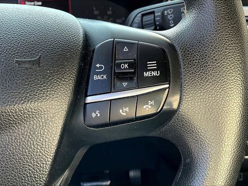 Used 2020 Ford Escape SE image 12