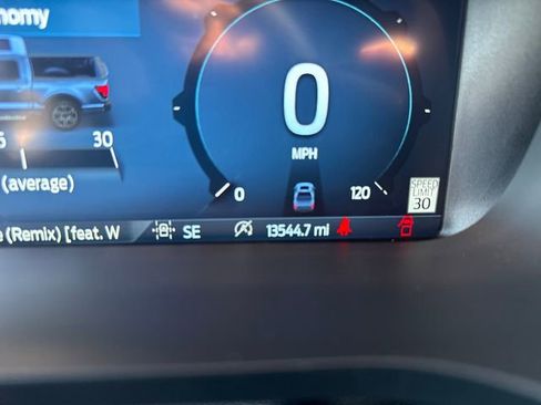 Used 2025 Ford F150 Lariat w/ Equipment Group 501A Mid image 13