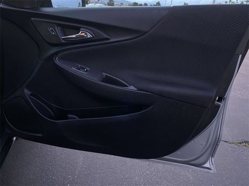 Used 2023 Chevrolet Malibu LT image 39