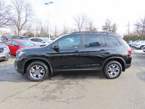 Certified 2022 Honda Passport TrailSport image 3