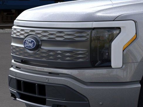 New 2025 Ford F150 Lightning Lariat image 17