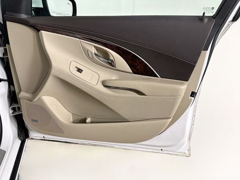 Used 2015 Buick LaCrosse Leather w/ Experience Buick Package FWD image 31