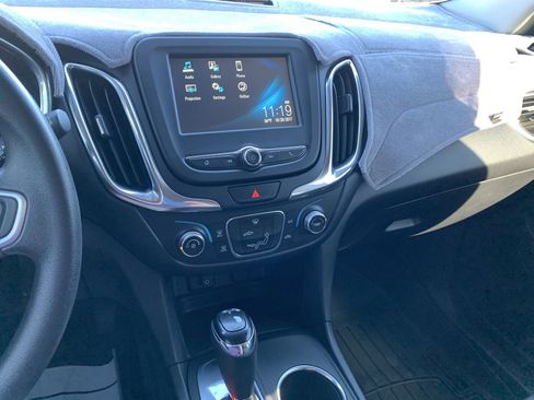 Used 2018 Chevrolet Equinox LT image 21