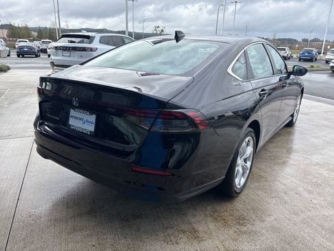 New 2026 Honda Accord LX image 5