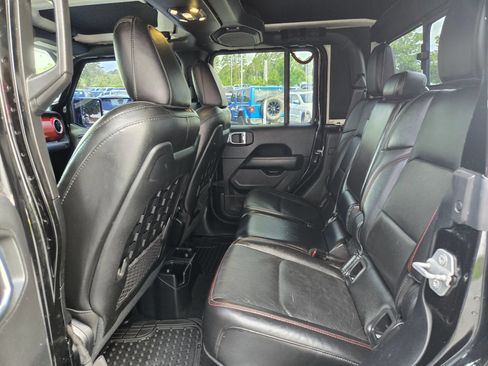 Used 2020 Jeep Gladiator Rubicon AWD/4WD image 34