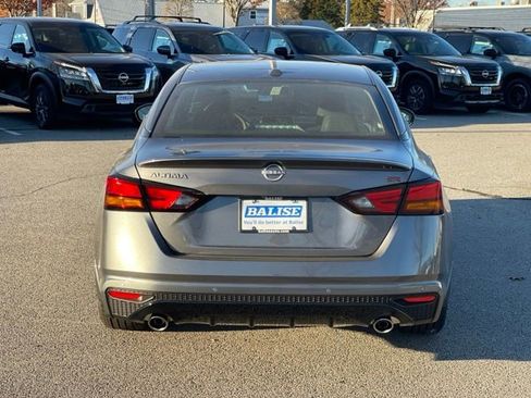 New 2025 Nissan Altima 2.5 SR image 6