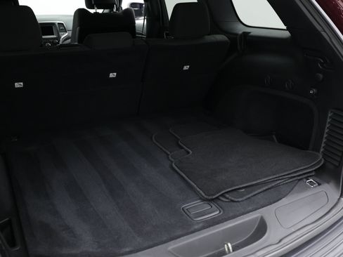 Used 2019 Jeep Grand Cherokee Laredo RWD image 37