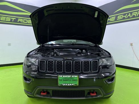 Used 2020 Jeep Grand Cherokee Trailhawk AWD/4WD image 4