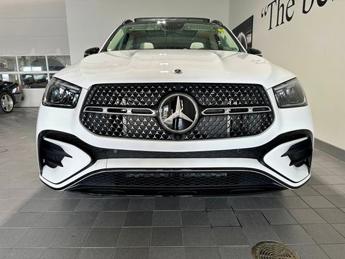 New 2026 Mercedes-Benz GLE 450e 4MATIC image 2