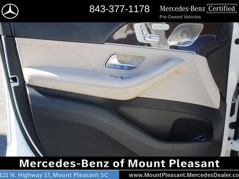 Used 2022 Mercedes-Benz GLS 450 4MATIC image 10