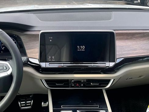 New 2026 Volkswagen Atlas SEL Premium R-Line AWD/4WD image 6