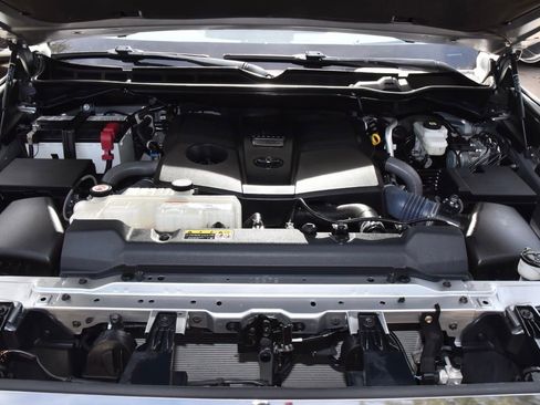 Used 2023 Toyota Tundra Platinum w/ Advanced Package image 42