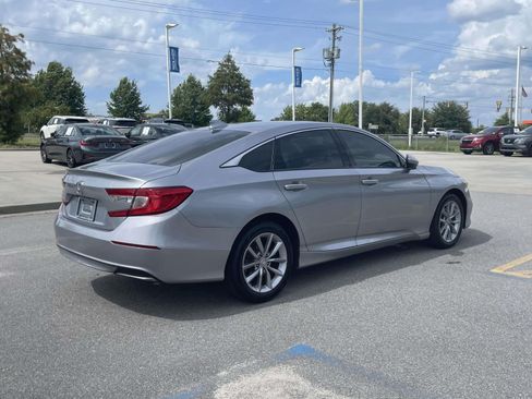 Used 2021 Honda Accord LX image 6