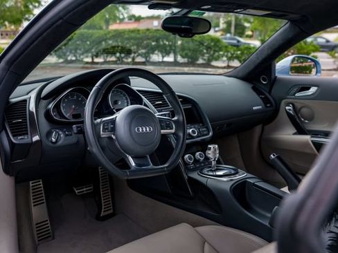 Used 2010 Audi R8 V8 AWD/4WD image 22