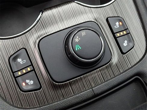 Certified 2020 GMC Acadia SLT image 27