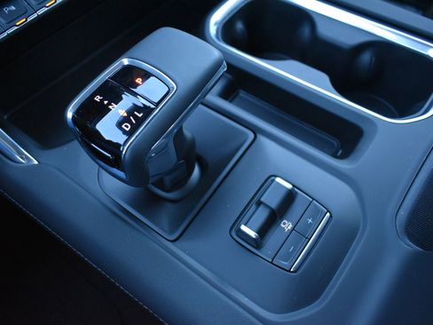 New 2026 GMC Sierra 1500 AT4 w/ Technology Package image 30