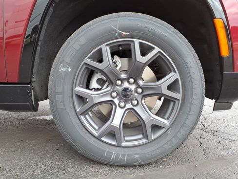 New 2026 Jeep Grand Wagoneer Limited w/ Premium Group II image 7