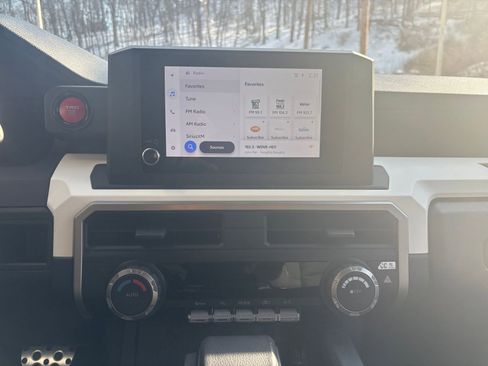 Used 2024 Toyota Tacoma SR5 image 20