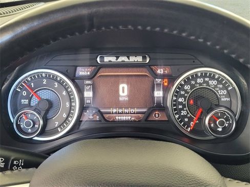 Used 2024 RAM 1500 Laramie image 22