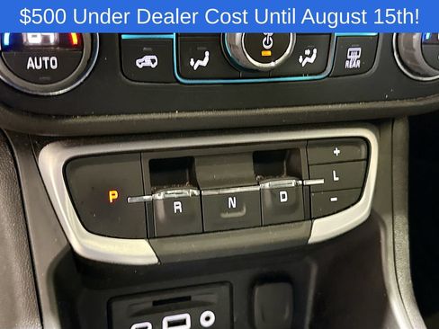 Used 2024 GMC Terrain SLT w/ LPO, Floor Liner Package AWD/4WD image 17