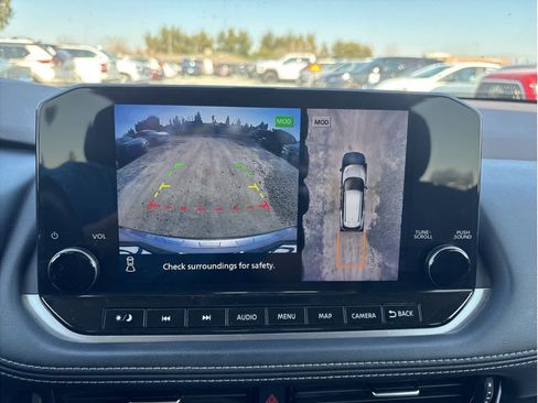 Certified 2023 Nissan Rogue SL w/ SL Premium Package image 20