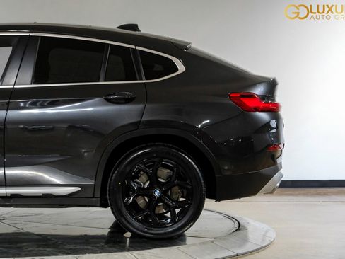 Used 2025 BMW X4 xDrive30i w/ Premium Package image 14