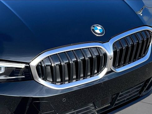 Used 2025 BMW 330i Sedan RWD image 31