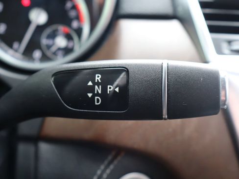 Used 2015 Mercedes-Benz ML 400 4MATIC image 33