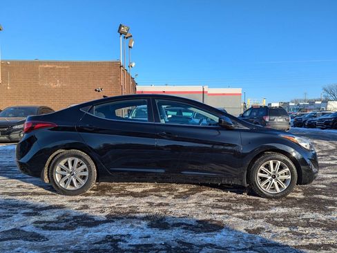 Used 2015 Hyundai Elantra SE w/ Option Group 03 image 10
