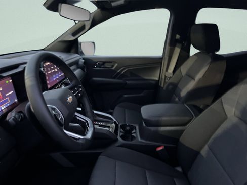 New 2026 Chevrolet Colorado W/T image 11